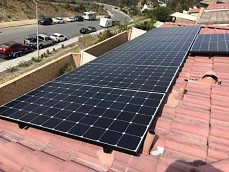 Karl was able to save over $35,000 with his 3.6 kW solar system generating 6,330 kWh per year on his home in San Diego, California.