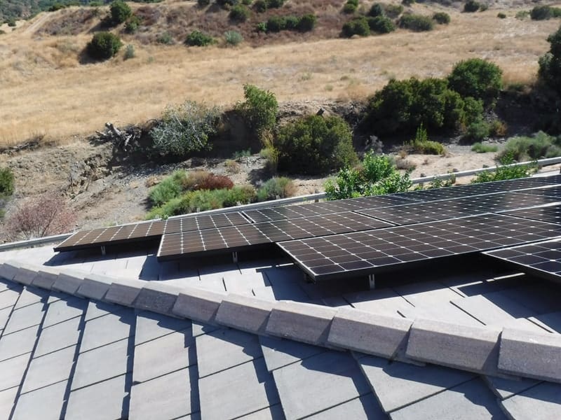 Rex was able to save over $15,000 with their 5.6 kW solar system generating 9,714 kWh per year on their home in Riverside, California.