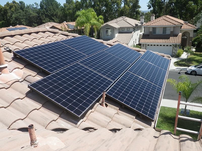 Angie was able to save over $47,000 with her 6.1 kW solar system generating 8,478 kWh per year on her home in Orange County, California.