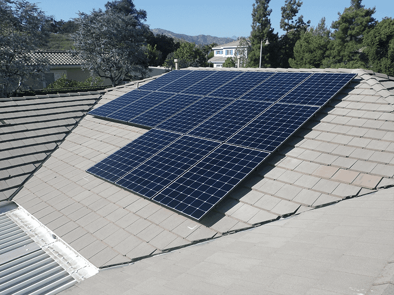 Robert was able to save over $42,000 with his 6 kW solar system generating 10,566 kWh per year on their home in Los Angeles, California.