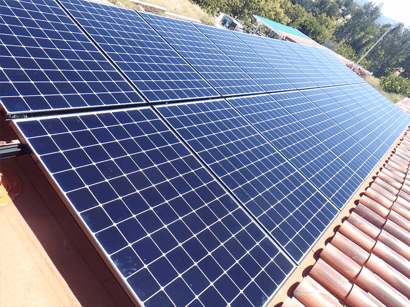 Tuan was able to save over $129,000 with their 8.2 kW solar system generating 11,686 kWh per year on their home in San Diego, California.