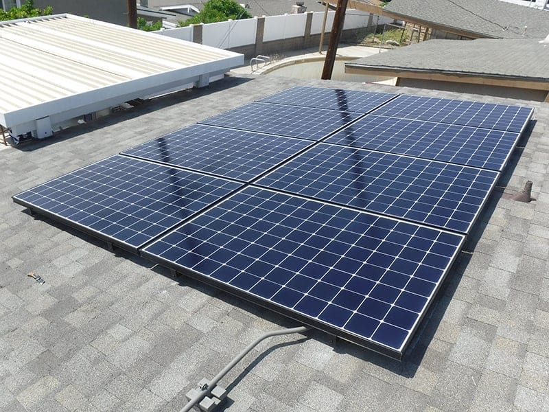 Katie was able to save over $130,000 with her 6.2 kW solar system generating 9,859 kWh per year on her home in Los Angeles, California.