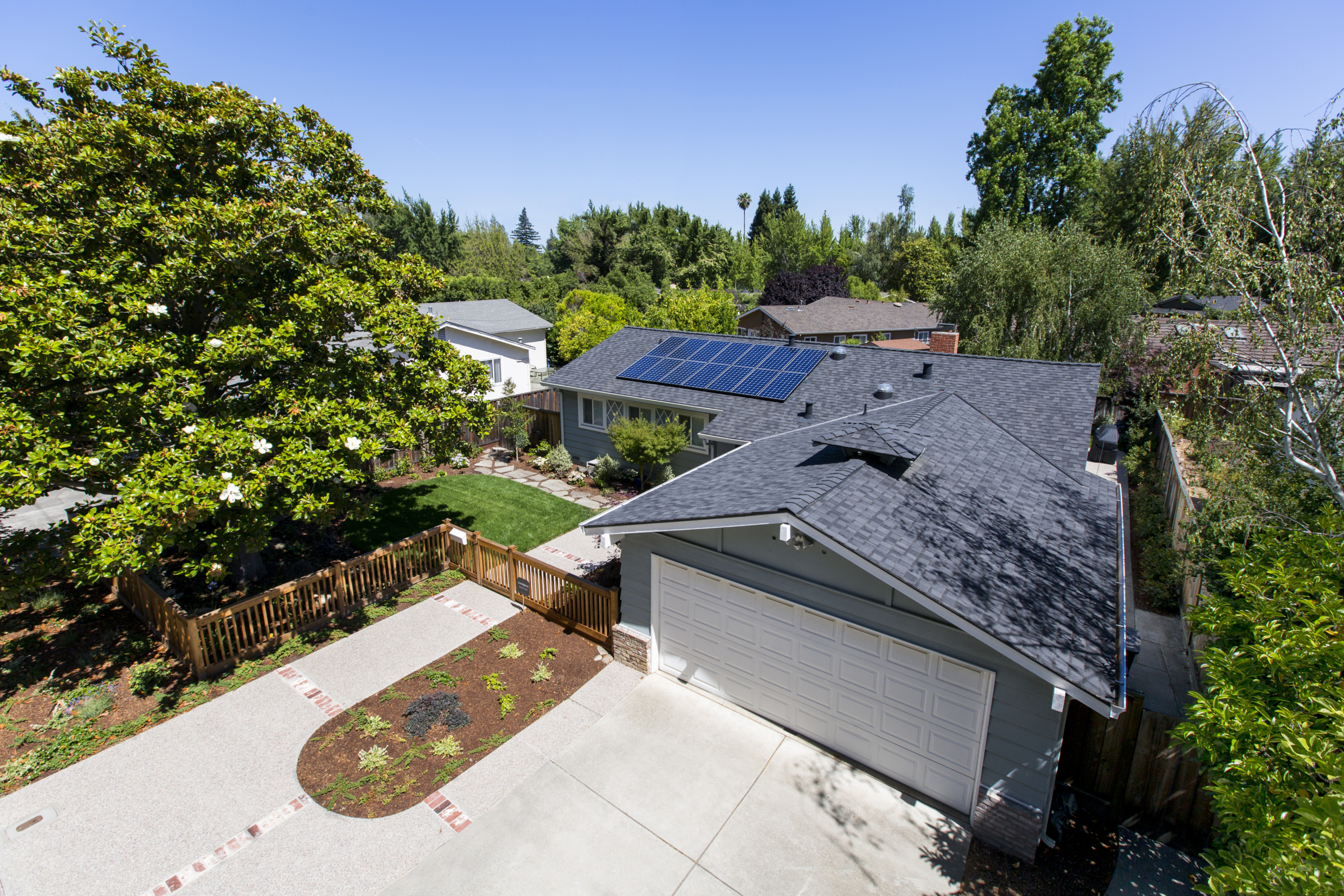 Residential solar installation in Mountain View, CA